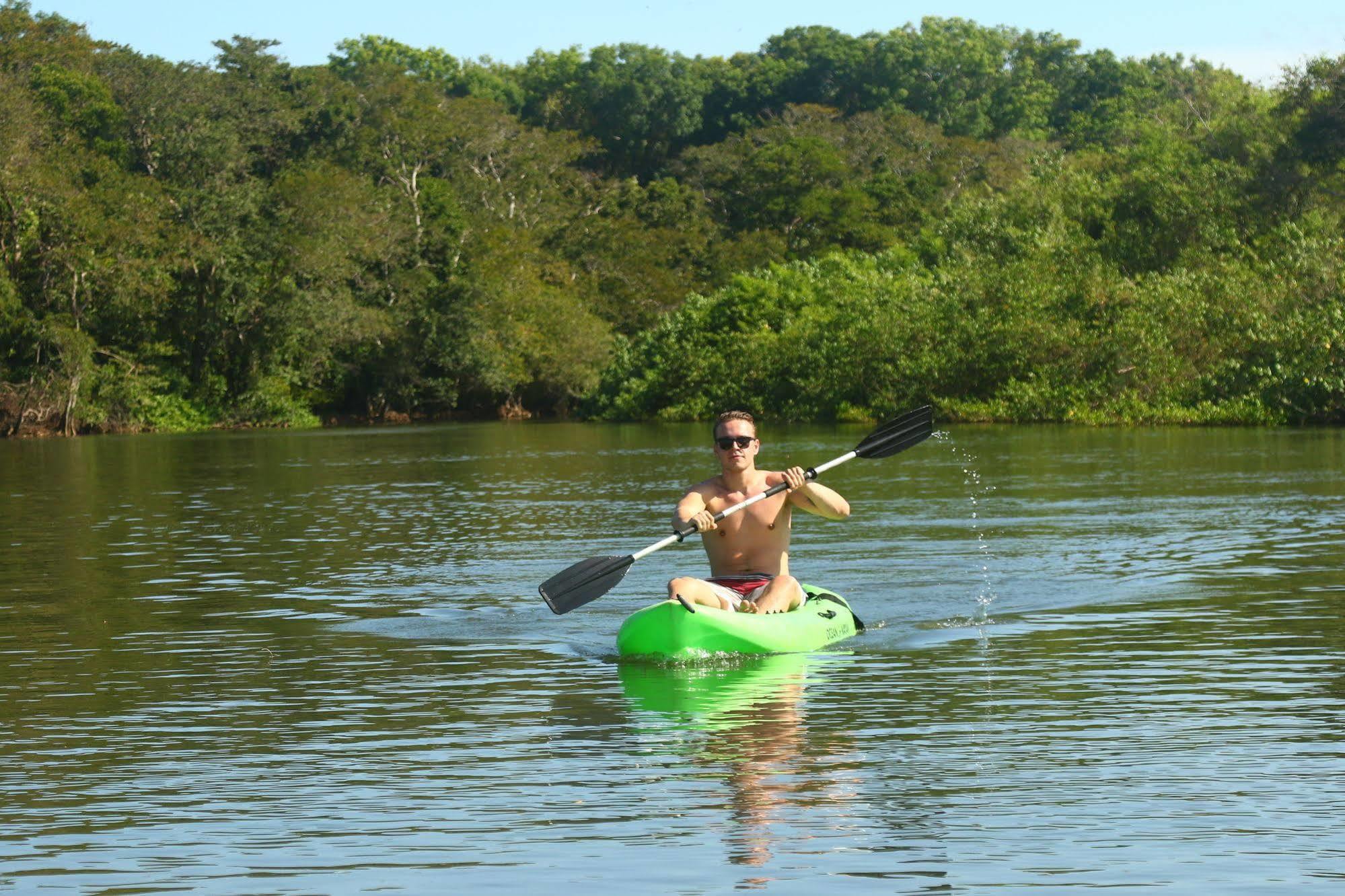 Hotel Playa Reina Llano de Mariato Bagian luar foto