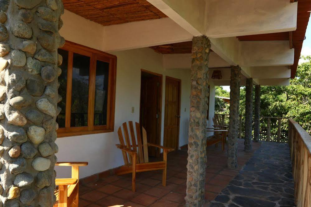 Hotel Playa Reina Llano de Mariato Bagian luar foto